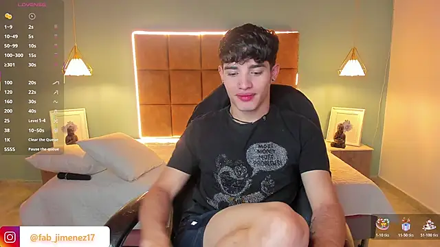 AlejooTwink online show from October 25, 2025, 10:21 pm