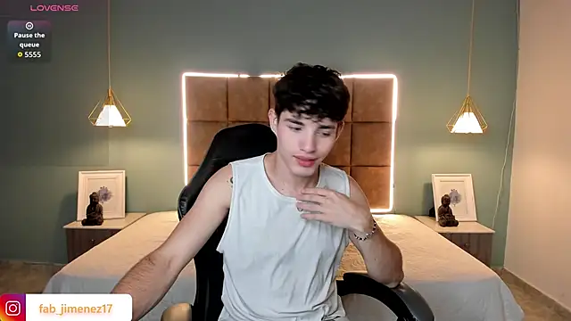 Snapshot of AlejooTwink chatting on April 11, 2026, 3:36 am AlejooTwink online show from April 11, 2026, 3:36 am