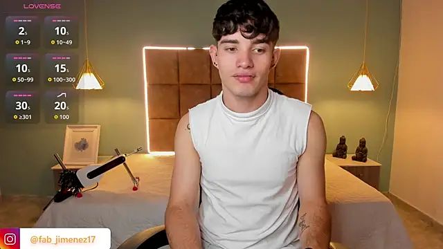 AlejooTwink online show from July 11, 2026, 3:18 am