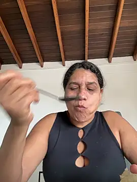 Snapshot of siri_duque chatting on May 17, 2026, 5:13 pm siri duque online show from May 17, 2026, 5:13 pm