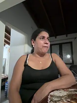 Snapshot of siri_duque chatting on May 2, 2026, 2:06 am siri duque online show from May 2, 2026, 2:06 am
