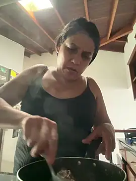 Snapshot of siri_duque chatting on April 30, 2026, 9:08 pm siri duque online show from April 30, 2026, 9:08 pm