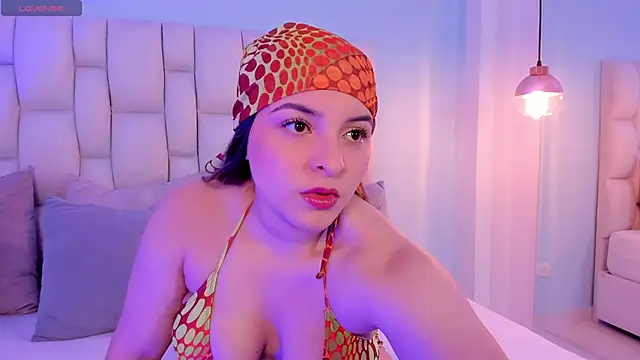 charlotte borbom online show from November 13, 2025, 6:12 pm