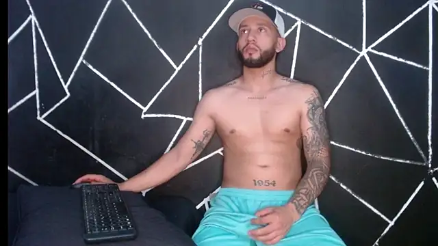 Snapshot of maxXximo777 chatting on December 5, 2024, 4:37 am maxXximo777 online show from December 5, 2024, 4:37 am