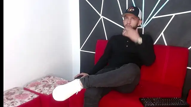 Snapshot of maxXximo777 chatting on January 17, 2025, 2:08 am maxXximo777 online show from January 17, 2025, 2:08 am