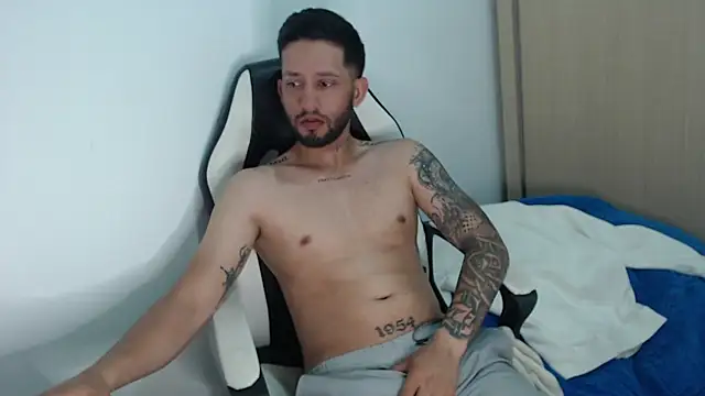 Snapshot of maxXximo777 chatting on February 26, 2025, 5:53 pm maxXximo777 online show from February 26, 2025, 5:53 pm