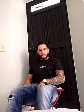 Snapshot of maxXximo777 chatting on December 6, 2024, 8:12 pm maxXximo777 online show from December 6, 2024, 8:12 pm