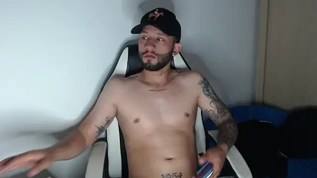 Snapshot of maxXximo777 chatting on March 4, 2025, 1:06 pm maxXximo777 online show from March 4, 2025, 1:06 pm