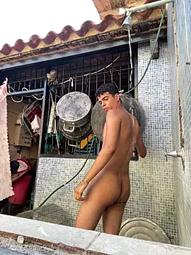 Snapshot of Leo_bunny_hot chatting on March 2, 2025, 8:57 pm Leo bunny hot online show from March 2, 2025, 8:57 pm