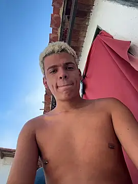 Leo bunny hot online show from December 14, 2025, 6:13 pm