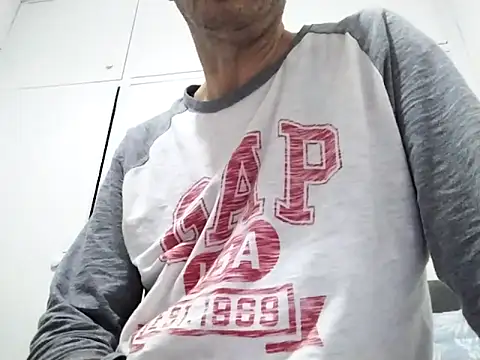 Snapshot of kopgelhadi chatting on February 25, 2025, 10:31 pm kopgelhadi online show from February 25, 2025, 10:31 pm