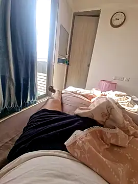 vivanpraj999 online show from September 19, 2025, 3:43 am