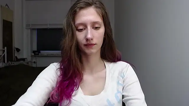 Snapshot of LUNA_delight chatting on November 10, 2025, 6:29 am LUNA delight online show from November 10, 2025, 6:29 am