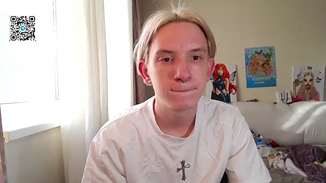 Snapshot of Ron_Vils chatting on October 22, 2025, 9:42 am Ron Vils online show from October 22, 2025, 9:42 am