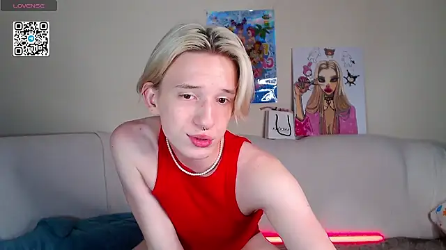 Snapshot of Ron_Vils chatting on September 29, 2025, 8:43 am Ron Vils online show from September 29, 2025, 8:43 am