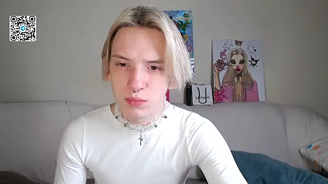 Snapshot of Ron_Vils chatting on October 4, 2025, 6:48 am Ron Vils online show from October 4, 2025, 6:48 am