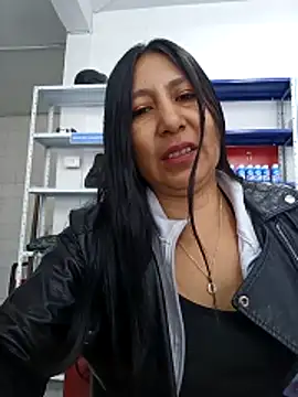 Snapshot of Megan_jennerr chatting on December 19, 2025, 2:52 pm Megan jennerr online show from December 19, 2025, 2:52 pm