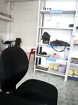 Snapshot of Megan_jennerr chatting on December 16, 2025, 3:05 pm Megan jennerr online show from December 16, 2025, 3:05 pm