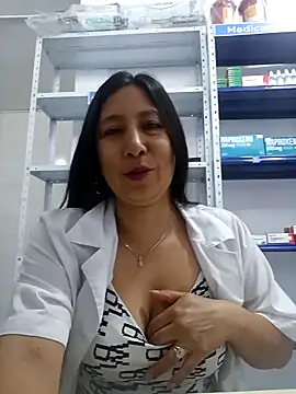 Snapshot of Megan_jennerr chatting on March 3, 2026, 1:40 pm Megan jennerr online show from March 3, 2026, 1:40 pm