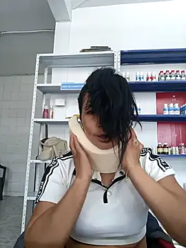 Snapshot of Megan_jennerr chatting on October 30, 2025, 2:47 pm Megan jennerr online show from October 30, 2025, 2:47 pm