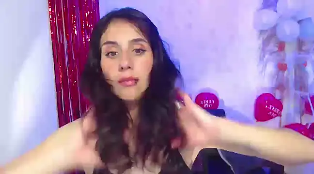 Snapshot of Melothompson chatting on February 15, 2025, 6:44 pm Melothompson online show from February 15, 2025, 6:44 pm