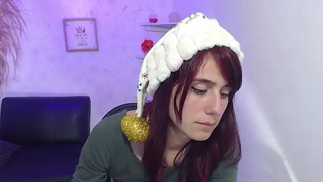 Snapshot of Melothompson chatting on December 19, 2024, 6:23 pm Melothompson online show from December 19, 2024, 6:23 pm