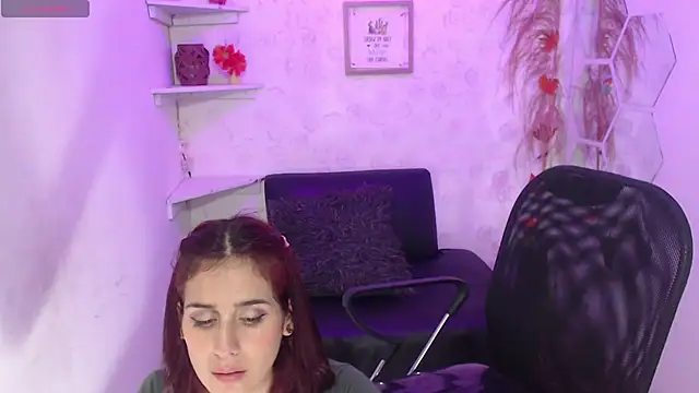 Snapshot of Melothompson chatting on January 15, 2025, 3:07 pm Melothompson online show from January 15, 2025, 3:07 pm