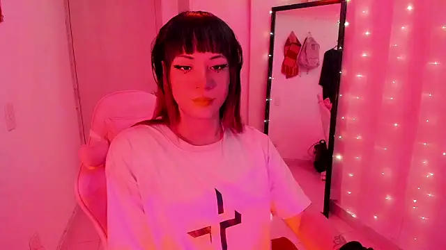 SeraphineADC online show from March 25, 2026, 5:07 am