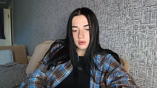 Snapshot of Liana_diva chatting on May 29, 2026, 9:48 am Liana diva online show from May 29, 2026, 9:48 am