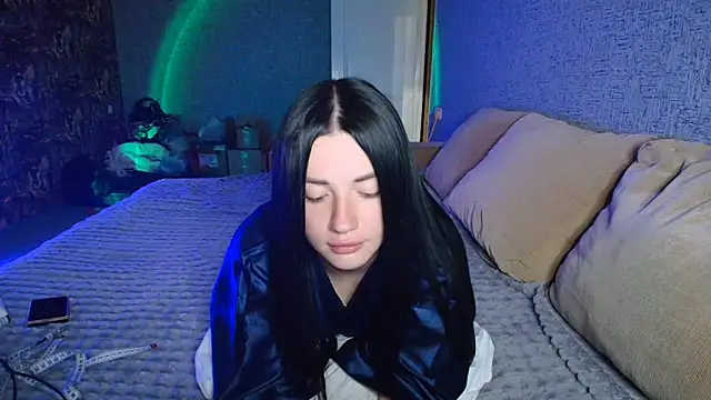 Snapshot of Liana_diva chatting on April 28, 2026, 5:50 pm Liana diva online show from April 28, 2026, 5:50 pm