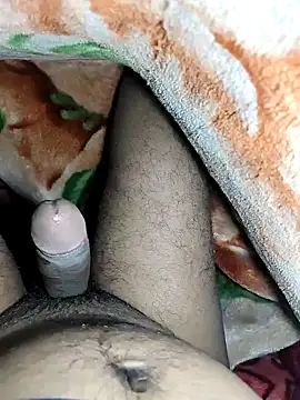 Snapshot of Kolkataboiy chatting on December 17, 2025, 8:03 pm Kolkataboiy online show from December 17, 2025, 8:03 pm