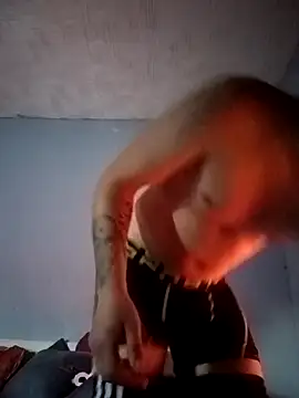 alexszader142 online show from February 28, 2025, 2:09 pm