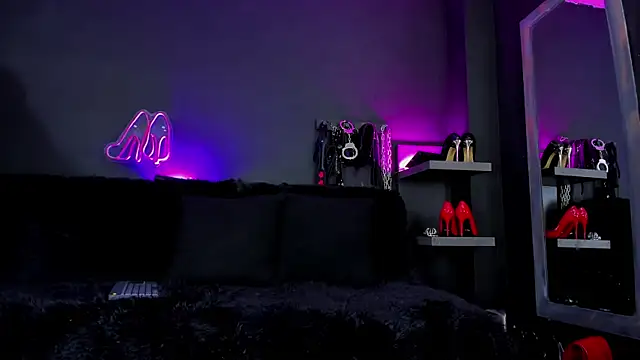 DelaneyStone online show from January 5, 2026, 10:13 pm