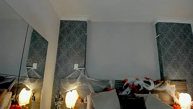 Snapshot of Mistyca chatting on October 30, 2025, 10:35 am Mistyca online show from October 30, 2025, 10:35 am