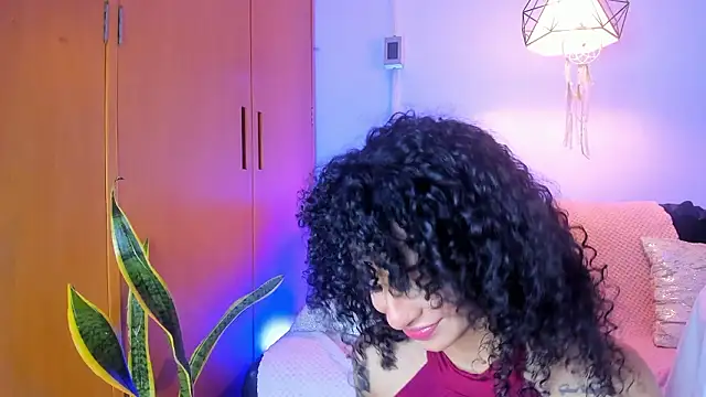 CurlyRose   online show from January 14, 2026, 12:14 am