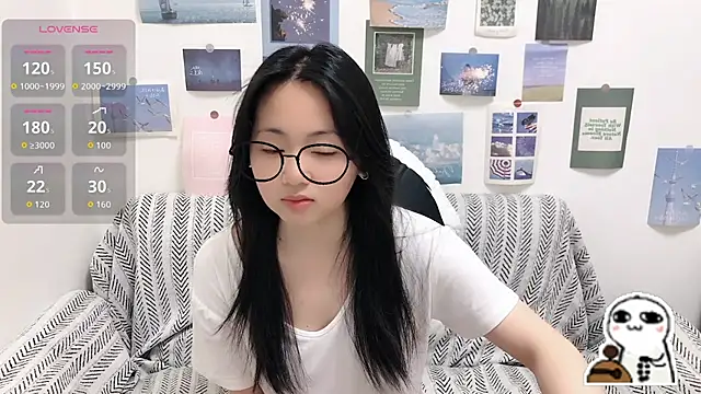 Snapshot of LiLiYbaby chatting on April 3, 2026, 6:31 am LiLiYbaby online show from April 3, 2026, 6:31 am