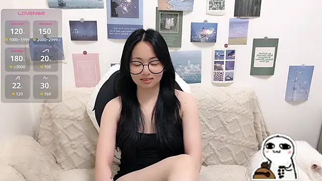 Snapshot of LiLiYbaby chatting on March 2, 2026, 6:25 am LiLiYbaby online show from March 2, 2026, 6:25 am