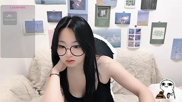 LiLiYbaby online show from February 7, 2026, 6:32 am