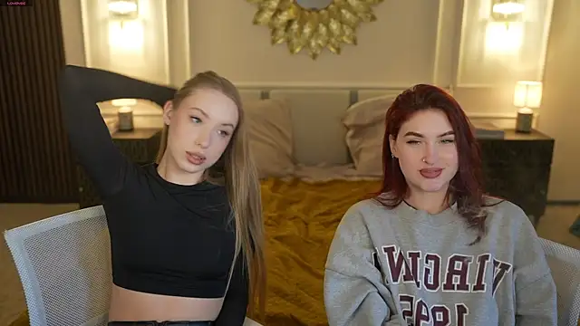 Snapshot of Magnetic_Mia_ chatting on March 3, 2025, 9:02 am Magnetic Mia online show from March 3, 2025, 9:02 am