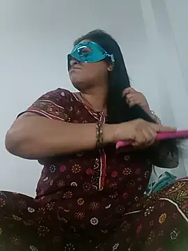 Punjabi beauty123 online show from October 31, 2025, 3:03 am