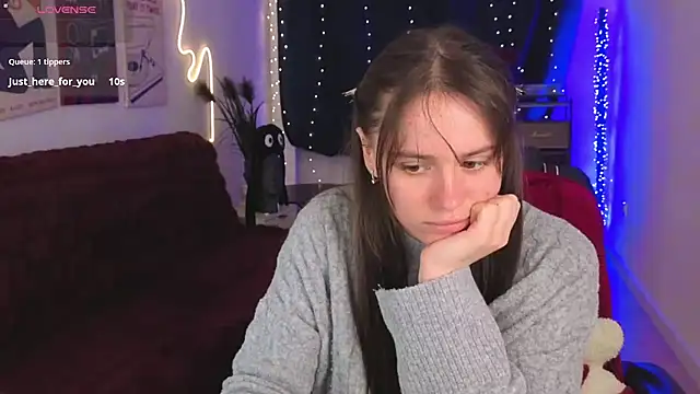 Snapshot of Emillias chatting on February 6, 2026, 2:02 pm Emillias online show from February 6, 2026, 2:02 pm