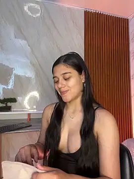 floriamANDjazmin online show from September 18, 2025, 3:20 am