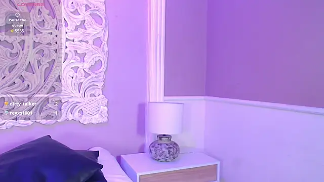 Snapshot of SamanthaPierce chatting on March 15, 2025, 4:10 pm SamanthaPierce online show from March 15, 2025, 4:10 pm