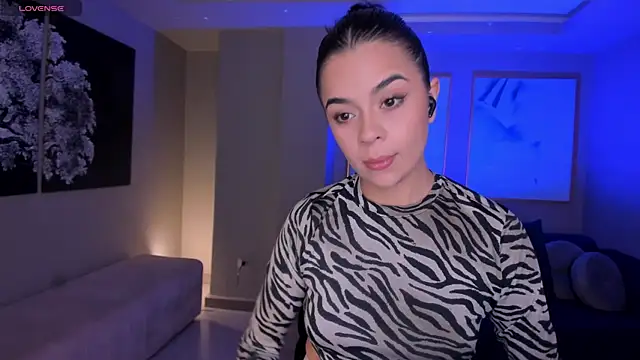 AlanaCraft online show from February 12, 2026, 12:21 am