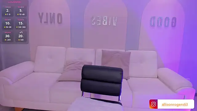 Snapshot of AllisonRogersX chatting on December 20, 2025, 6:55 pm AllisonRogersX online show from December 20, 2025, 6:55 pm