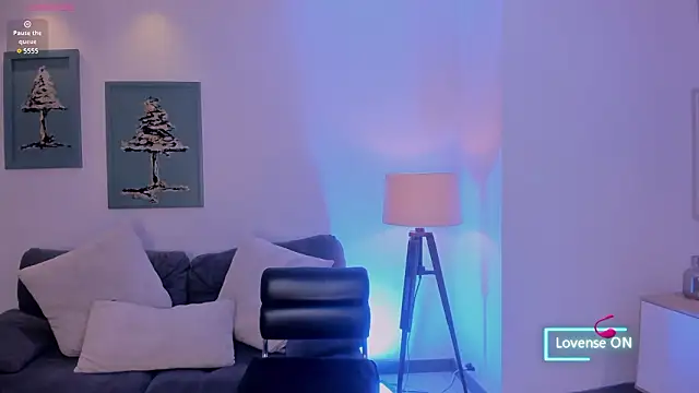 Snapshot of MaddisonLowe chatting on February 28, 2026, 5:34 pm MaddisonLowe online show from February 28, 2026, 5:34 pm