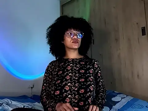Ale xandra online show from May 18, 2026, 11:53 pm