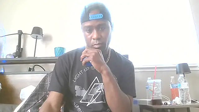 Snapshot of PETER-RABIT chatting on August 1, 2026, 2:48 pm PETER-RABIT online show from August 1, 2026, 2:48 pm