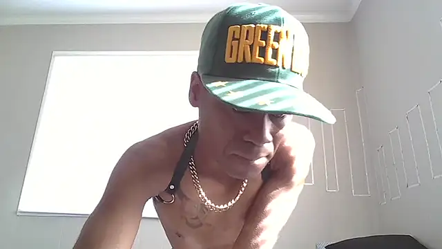 Snapshot of PETER-RABIT chatting on December 14, 2024, 5:47 pm PETER-RABIT online show from December 14, 2024, 5:47 pm