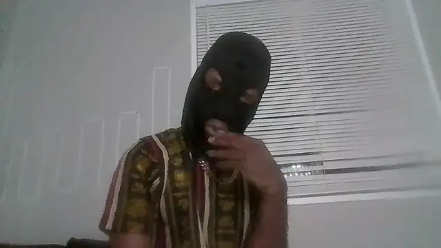 Snapshot of PETER-RABIT chatting on February 7, 2025, 12:53 am PETER-RABIT online show from February 7, 2025, 12:53 am